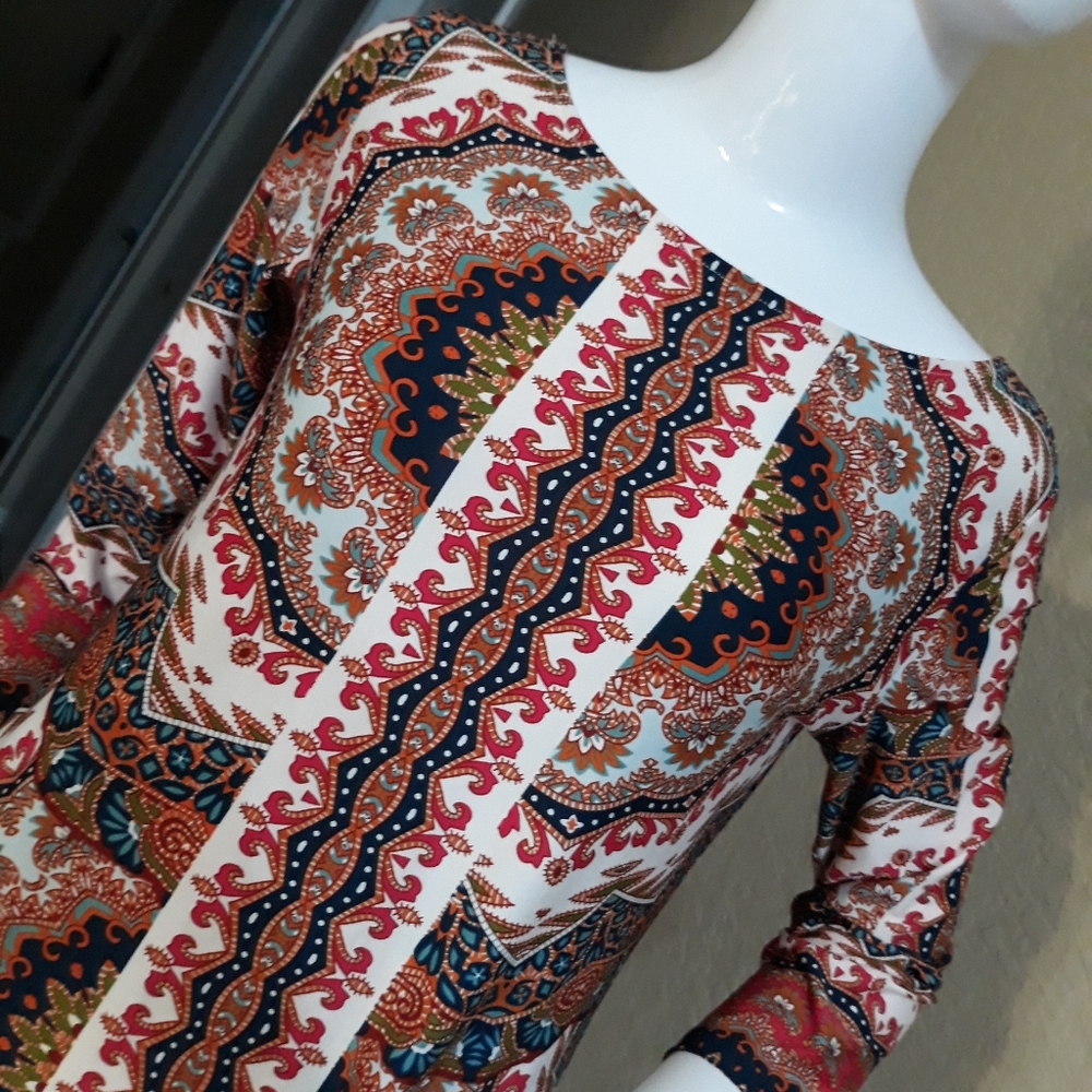 Haani Dress - Picture 3 of 13